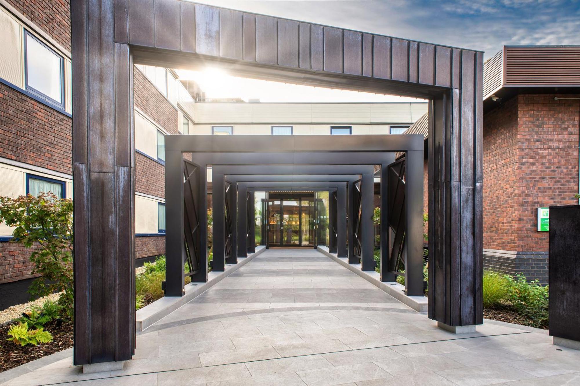 8 Family Hotels Close to Spelthorne Museum Worth Booking